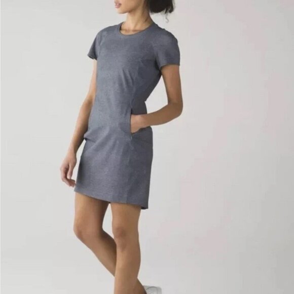 [6]Lululemon &go Endeavor Dress Gray - Picture 1 of 10